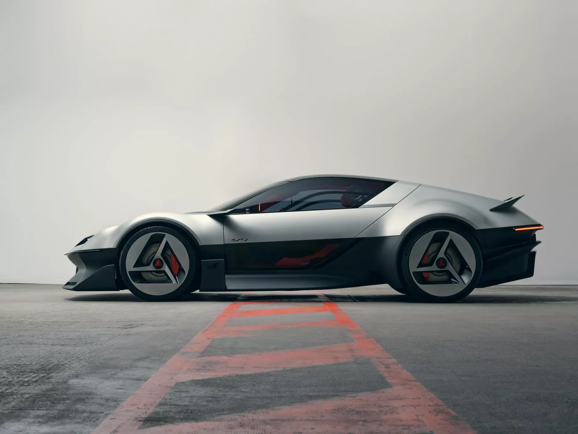 Alpine A310 Vision — bok, studio