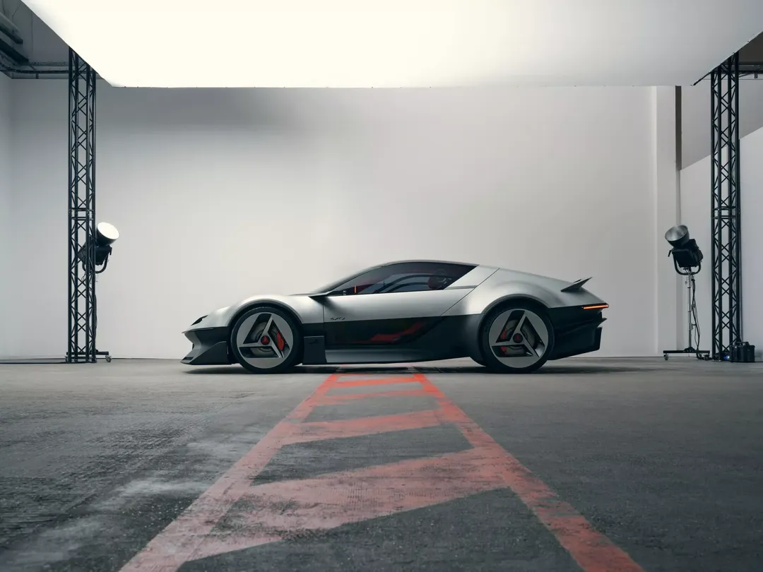 Alpine A310 Vision — bok, studio