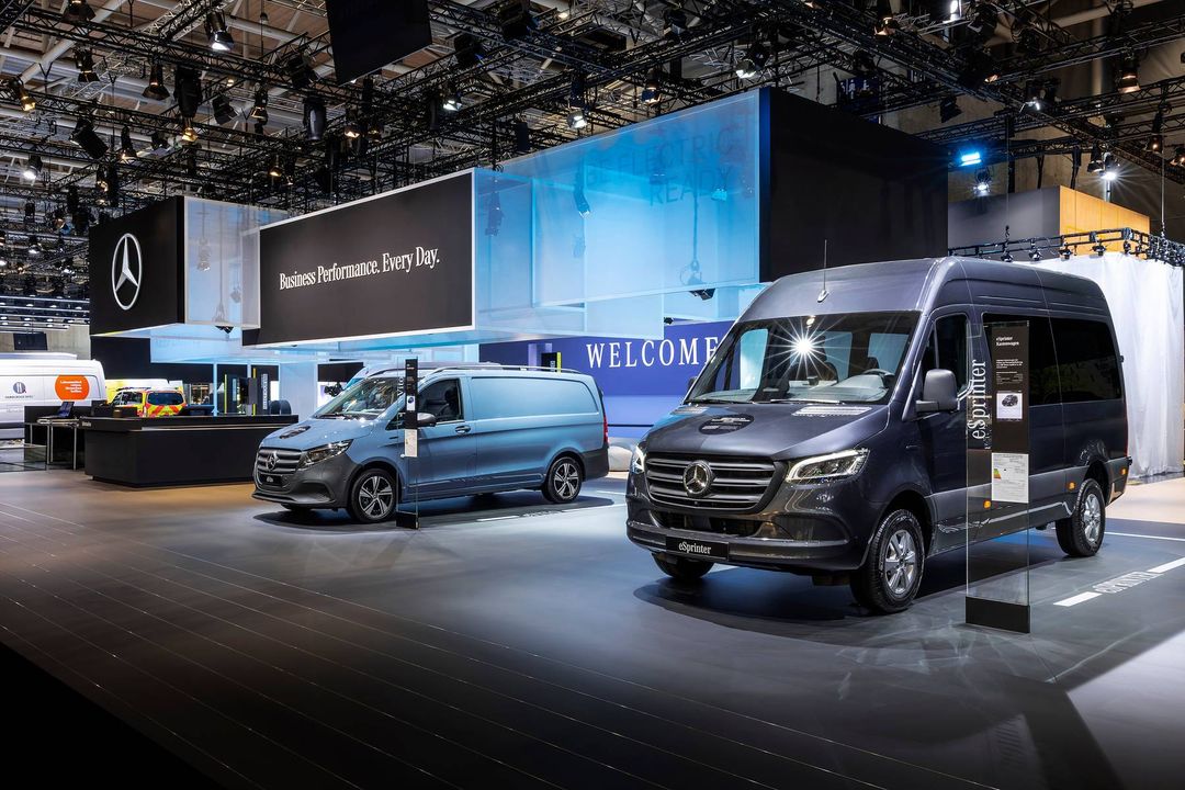 Mercedes Sprinter — przód, wystawa IAA