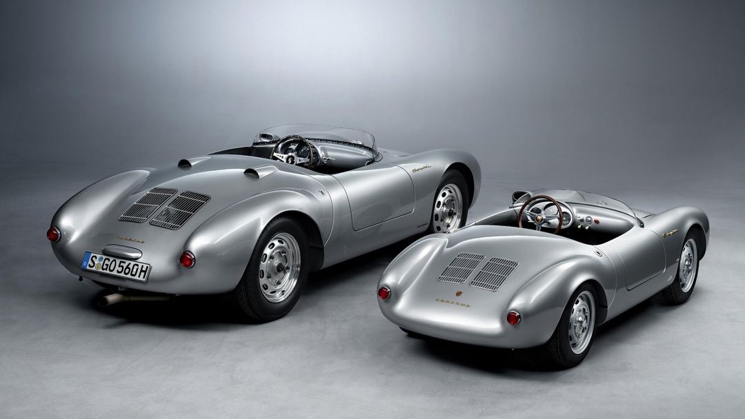 Porsche 550 J — bok, dwa egzemplarze w studio