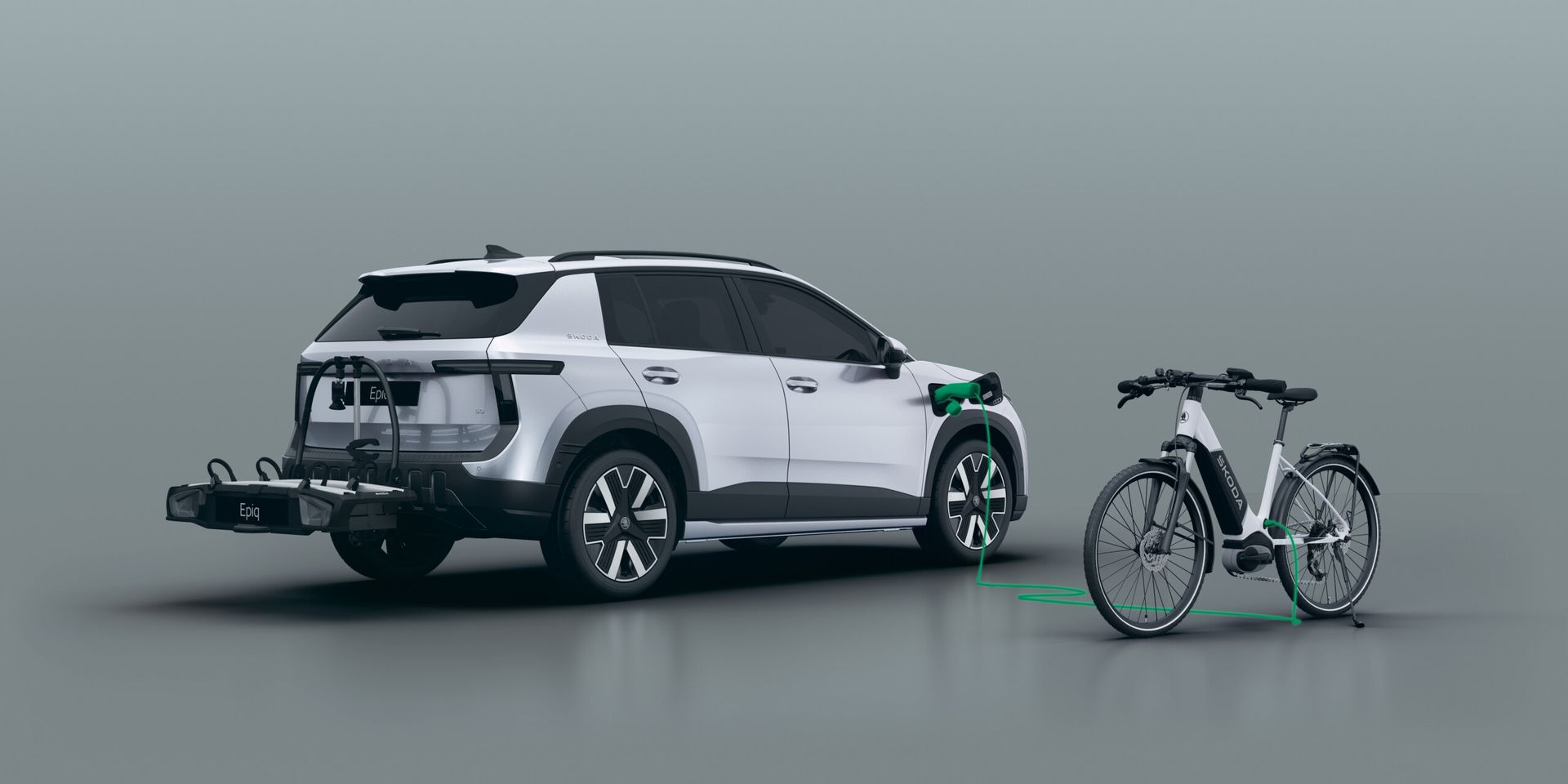 Škoda Epiq — tył pojazdu z bagażnikiem rowerowym na haku, wizualizacja studyjna