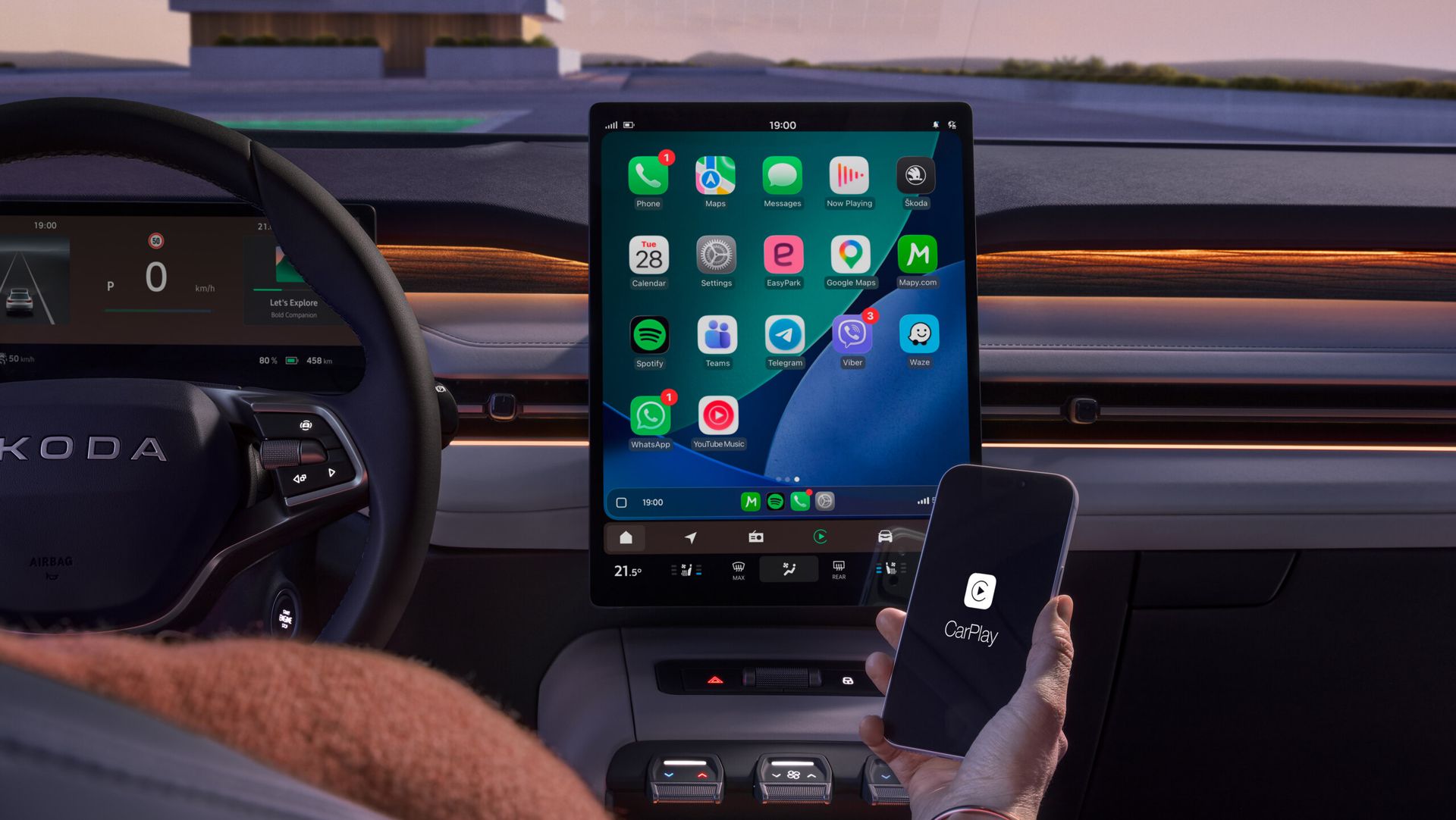Škoda Peaq — ekran multimedialny z Apple CarPlay i smartfonem