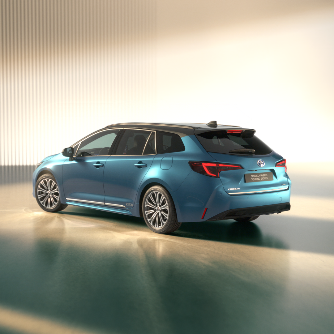 Toyota Corolla Touring Sports — tył, ujęcie studyjne