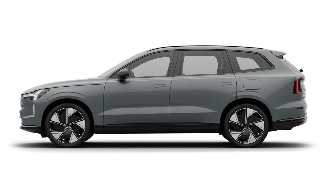 Volvo XC40 — bok, czarny tło